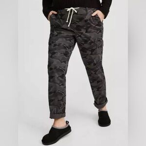 NWOT TORRID Weekend Straight Cargo Pant